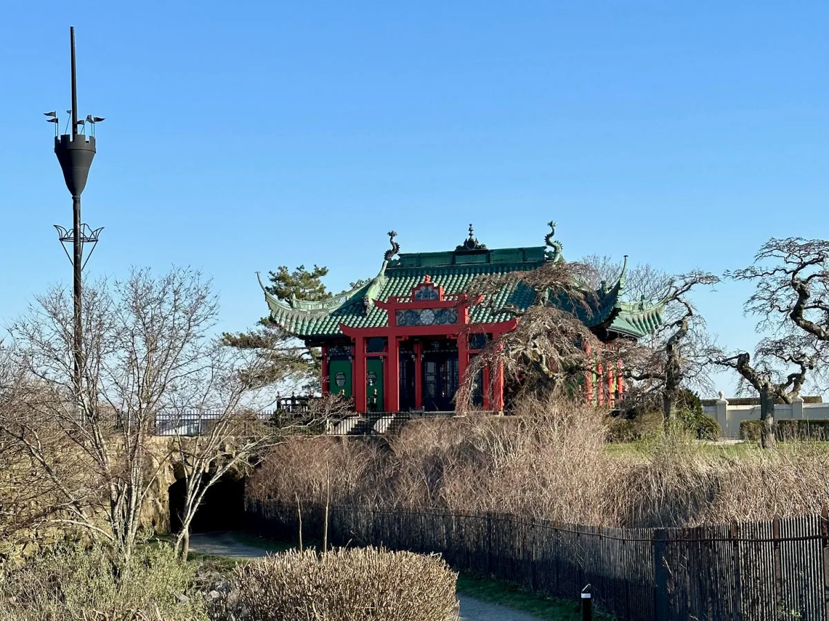 Chinese tea house in Newport
